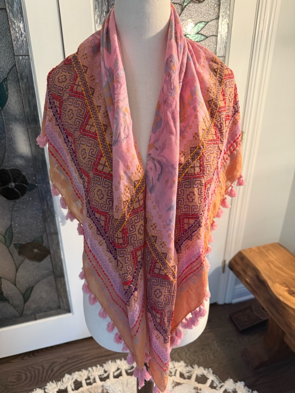 ARATTA NWT Pink Patterned Tassel Women's Scarf - Brand
